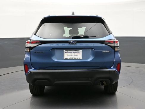 Used 2025 Subaru Forester Touring AWD/4WD image 4