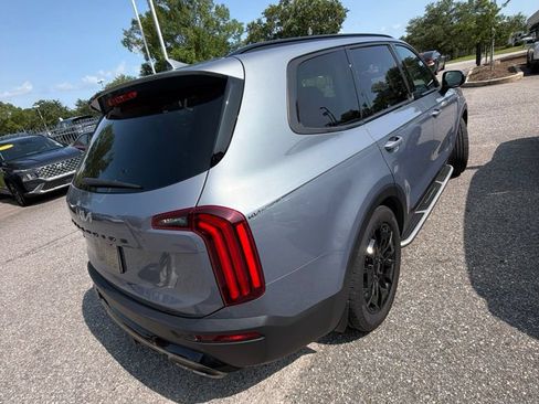 Used 2022 Kia Telluride SX w/ SX Prestige Package AWD/4WD image 11