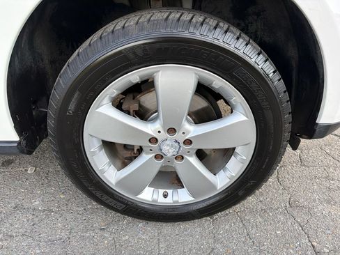 Used 2010 Mercedes-Benz ML 350 2WD image 9