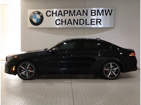 New 2027 BMW 530i xDrive w/ M Sport Package AWD/4WD image 2