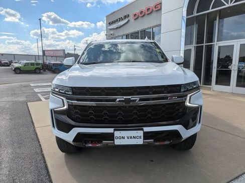 Used 2022 Chevrolet Tahoe Z71 w/ Luxury Package image 9