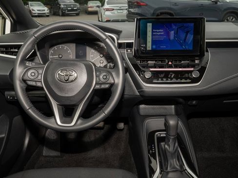 Certified 2025 Toyota Corolla SE image 8