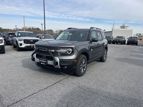 New 2025 Ford Bronco Sport Big Bend image 2