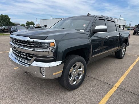 Used 2018 Chevrolet Silverado 1500 LTZ w/ Sport Package AWD/4WD image 13
