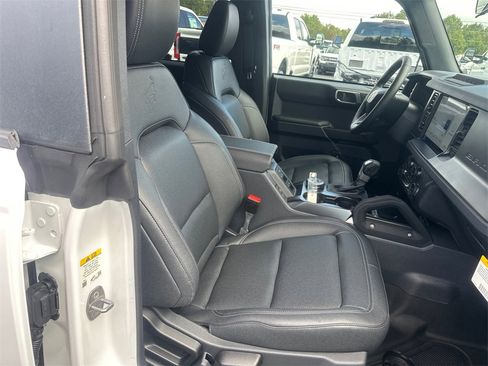 New 2025 Ford Bronco Big Bend w/ Black Diamond Package image 13