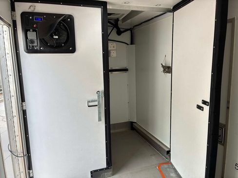 Used 2023 Ford E-350 and Econoline 350 Super Duty w/ Power Windows & Locks Group RWD image 25