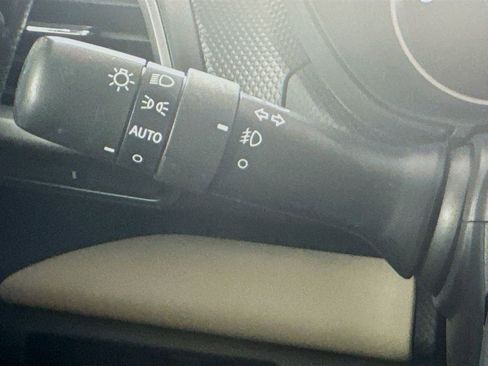 Used 2023 Subaru Forester Limited w/ Popular Package #2 AWD/4WD image 12