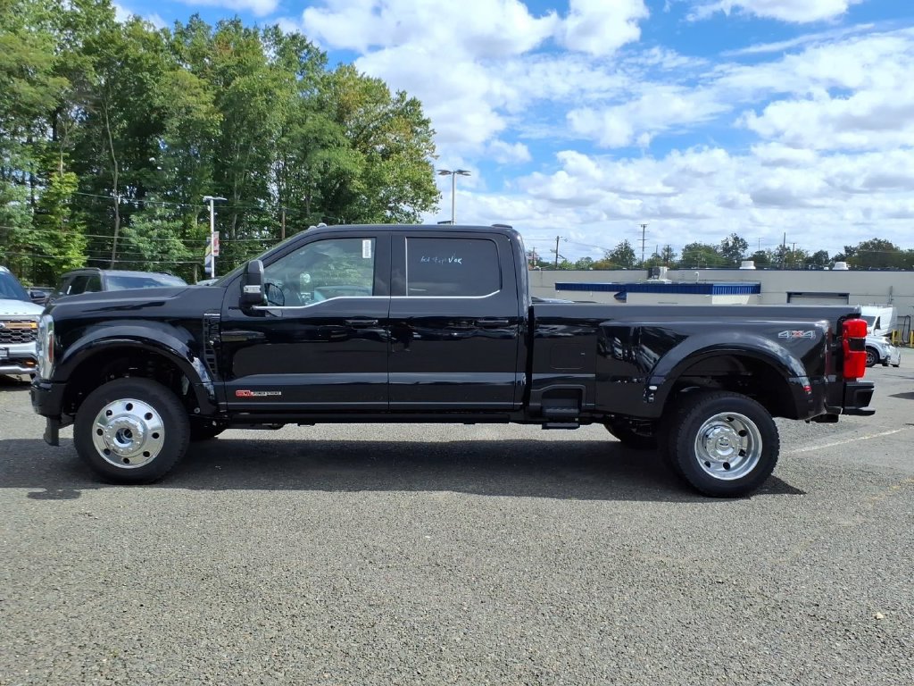 New 2027 Ford F450 Platinum w/ Snow Plow Prep Package AWD/4WD image 4