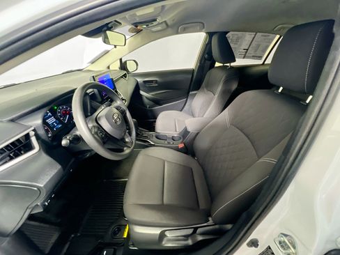 Used 2024 Toyota Corolla LE image 14