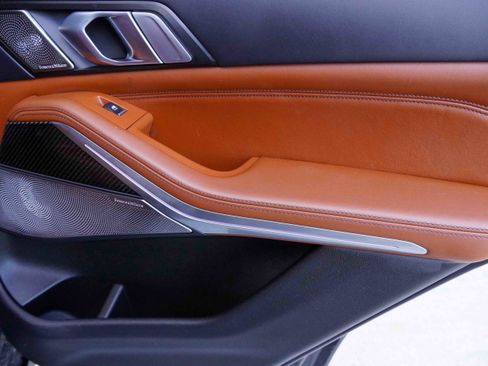 Certified 2023 BMW X5 M50i w/ Executive Package image 34