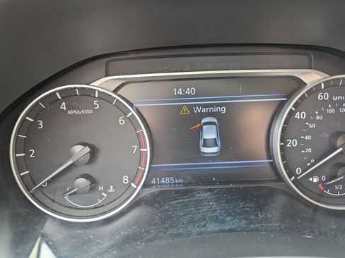 Used 2025 Nissan Altima 2.5 SV image 10