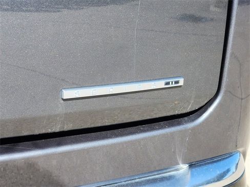 Used 2024 Jeep Wagoneer L Series II w/ Flexible Seating Group image 12