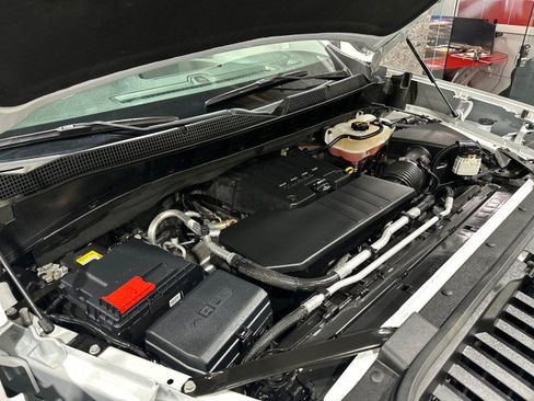 Used 2024 Chevrolet Silverado 1500 Custom RWD image 27
