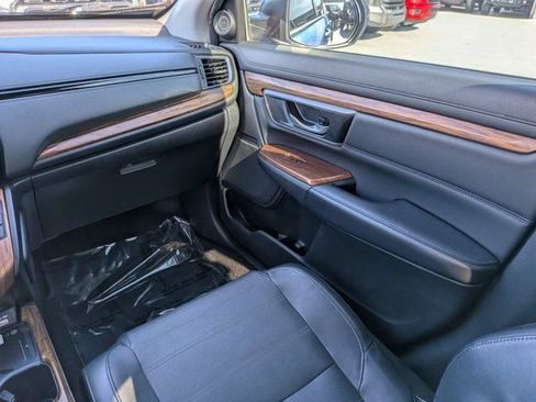 Used 2020 Honda CR-V Touring image 17