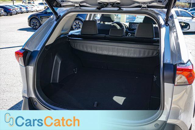 Used 2020 Toyota RAV4 XLE w/ Convenience Package FWD image 39