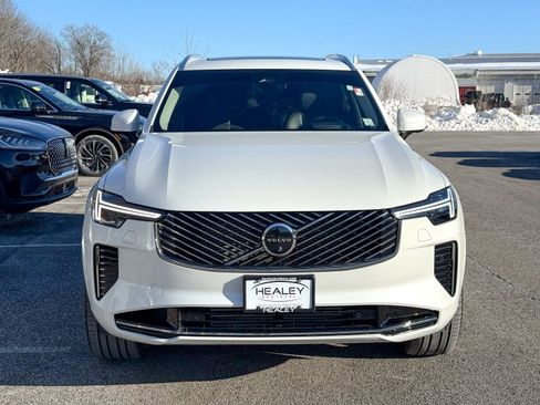 Used 2025 Volvo XC90 T8 Ultra w/ Protection Package image 2