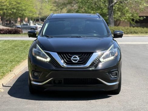 Used 2018 Nissan Murano SV w/ Premium Package image 4