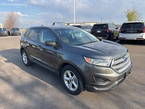 Used 2016 Ford Edge SE image 1