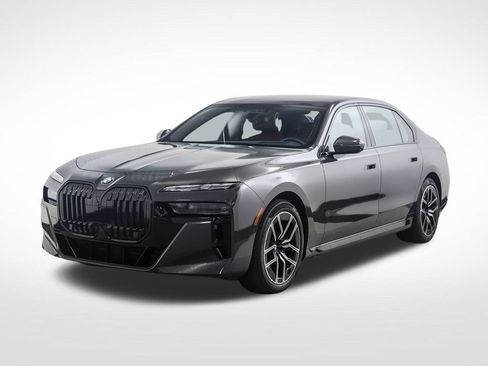 Used 2024 BMW 760i xDrive w/ Executive Package AWD/4WD image 1