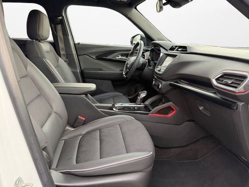 Used 2023 Chevrolet TrailBlazer RS image 15