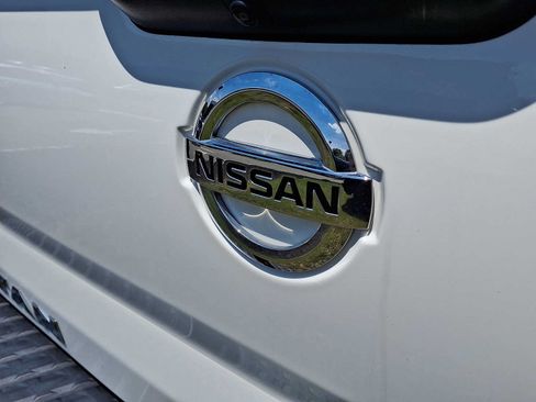Used 2021 Nissan Titan SV w/ SV Convenience Package AWD/4WD image 29