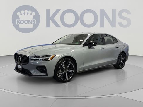 Used 2024 Volvo S60 B5 Plus AWD/4WD image 1