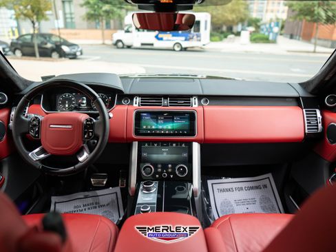 Used 2020 Land Rover Range Rover Autobiography image 14