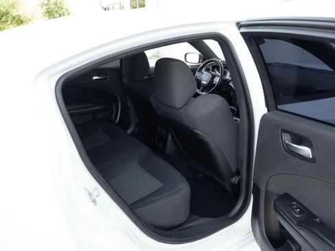 Used 2019 Dodge Charger R/T w/ Blacktop Package RWD image 36
