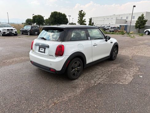 Used 2024 MINI Cooper SE FWD image 5