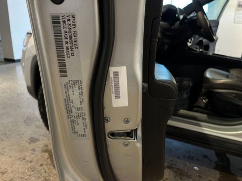 Used 2025 Jeep Compass Trailhawk image 29