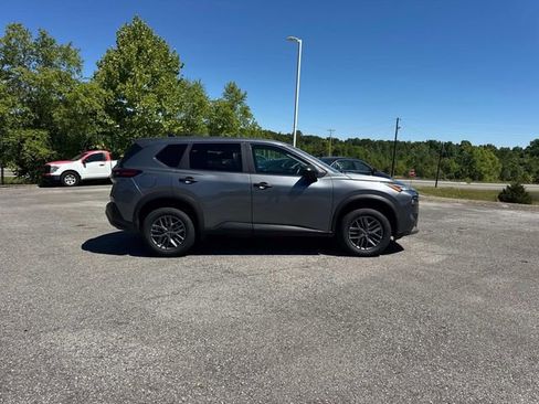 Certified 2023 Nissan Rogue S AWD/4WD image 3