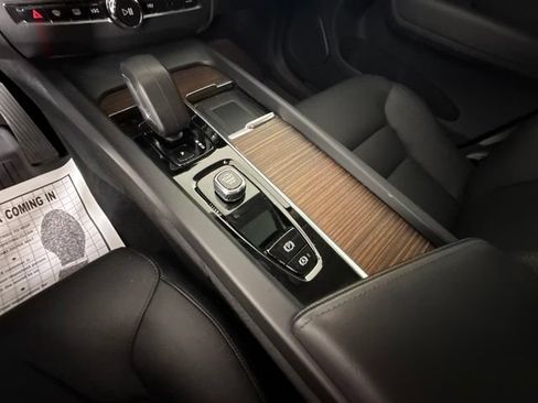 Used 2023 Volvo XC60 B5 Plus w/ Protection Package Premier FWD image 26