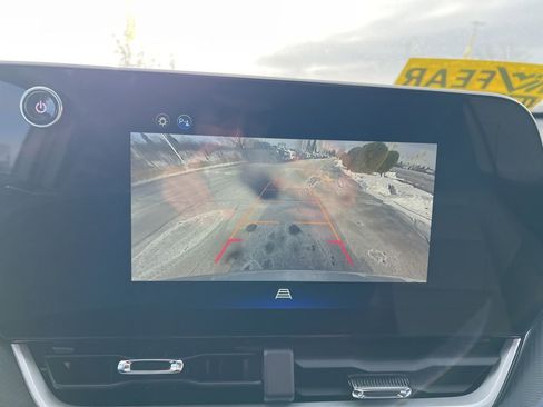 New 2026 Chevrolet Equinox LT w/ Convenience Package II image 19