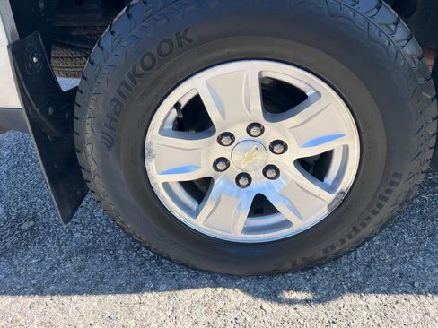 Used 2017 Chevrolet Silverado 1500 LT w/ All Star Edition AWD/4WD image 29