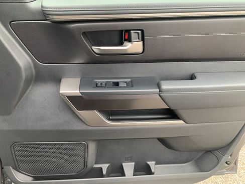New 2026 Toyota Tundra SR5 AWD/4WD image 18