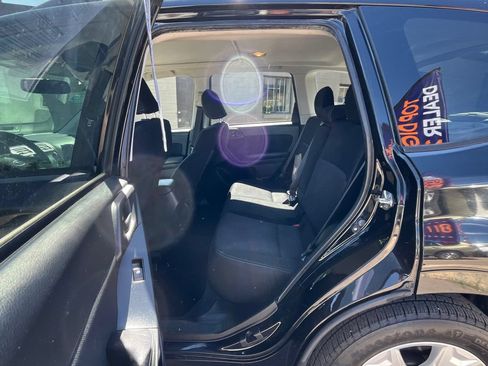 Used 2016 Subaru Forester 2.5i Premium AWD/4WD image 20