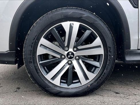 Used 2022 Mitsubishi Outlander Sport ES image 9