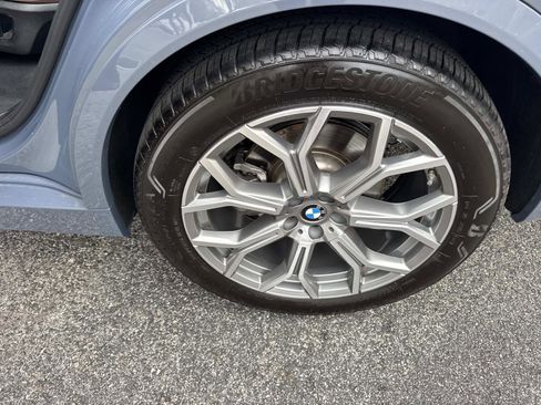 Certified 2026 BMW X7 xDrive40i w/ Premium Package image 11