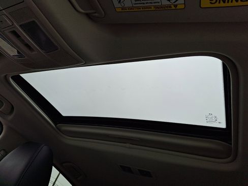 Used 2020 MAZDA CX-5 Touring image 14