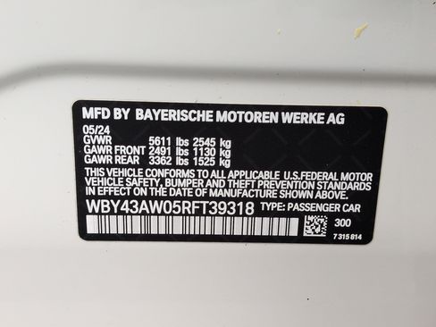 Certified 2024 BMW i4 eDrive35 RWD image 35