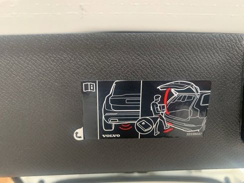 Certified 2023 Volvo XC90 B5 Core w/ Protection Package Premier image 8