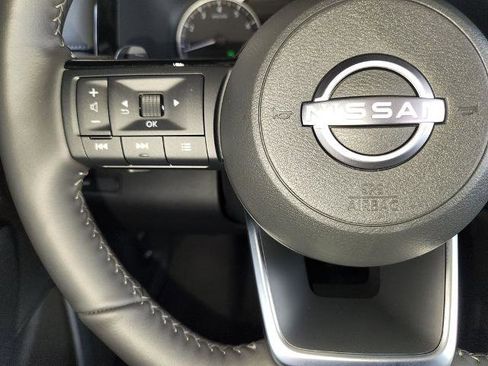 Certified 2025 Nissan Pathfinder SL AWD/4WD image 26