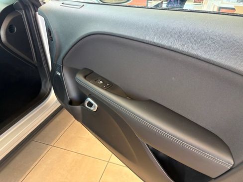 Used 2022 Dodge Challenger R/T Scat Pack RWD image 11