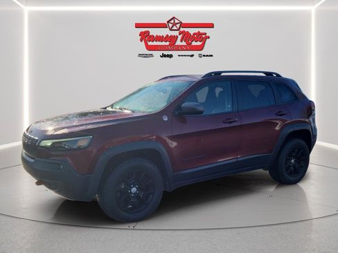 Used 2019 Jeep Cherokee Trailhawk w/ Cold Weather Group image 1