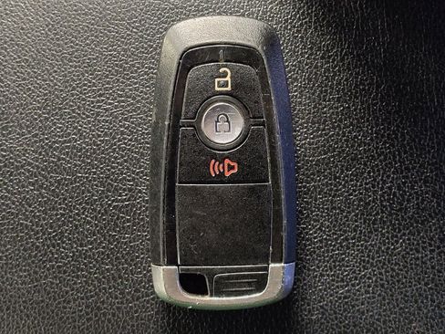Used 2020 Ford EcoSport SE FWD image 32