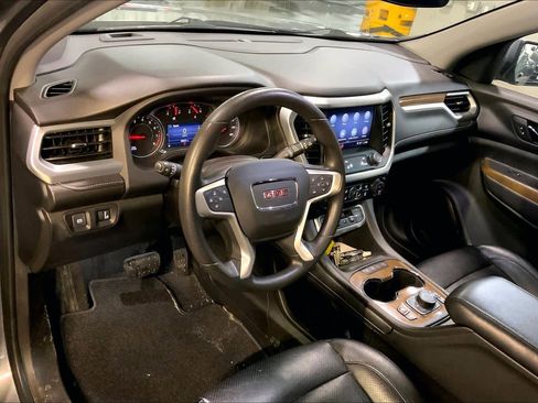 Used 2021 GMC Acadia SLE w/ Driver Convenience Package image 17