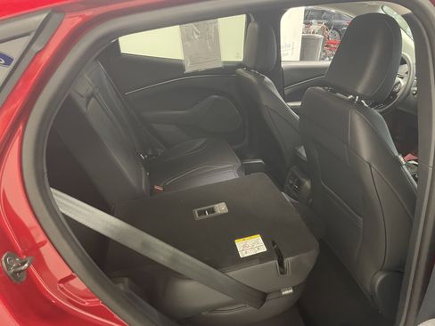 Used 2024 Ford Mustang Mach-E Premium image 26