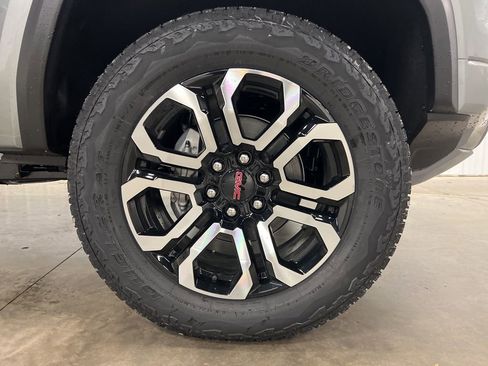 New 2026 GMC Canyon AT4 w/ Nightfall Essentials Package image 19