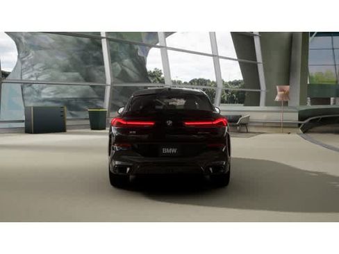 New 2026 BMW X6 xDrive40i w/ Climate Comfort Package image 5