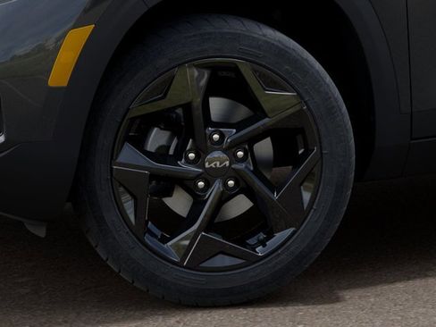 New 2026 Kia Seltos EX FWD image 9